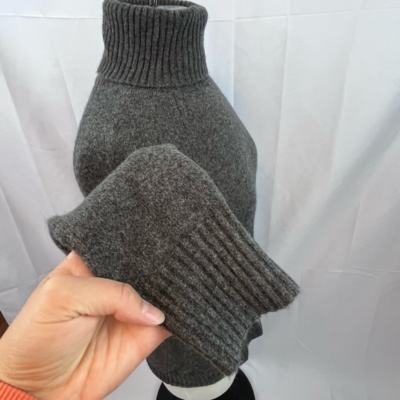NWT J.Crew Wool/Alpaca Blend Turtle Neck - Picture 5 of 9